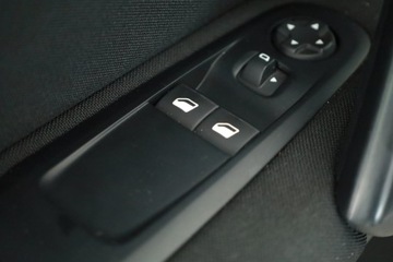 Peugeot 308 II SW Facelifting 1.2 PureTech 110KM 2019 Peugeot 308 1.2 PureTech, Klima, Tempomat, zdjęcie 16