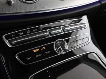 Mercedes Klasa E W213 Kombi 2.0 250 211KM 2017 Mercedes E 250 FV23% automat full LED virtual, zdjęcie 28