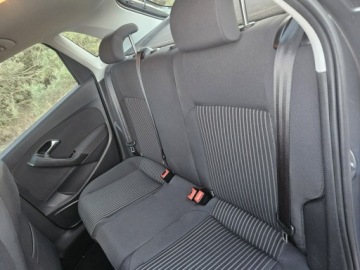 Volkswagen Polo V Hatchback 5d 1.2 TSI 105KM 2011 Volkswagen Polo Rata490zł 105KM 6 biegów Zadbany, zdjęcie 5