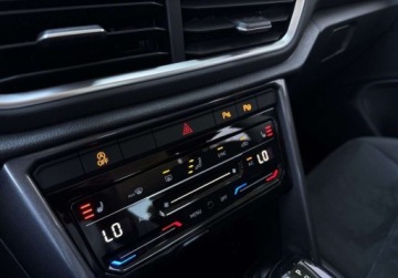 Volkswagen T-Roc I SUV Facelifting 1.5 TSI ACT 150KM 2023 Volkswagen T-Roc 1.5 TSI 150KMStyle ACC Digital Ambiente AppConnect Travel, zdjęcie 22