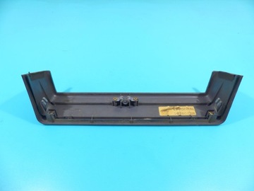 LIŠTA KONZOLA DESKY ROZDĚLOVACÍ PAJERO I 82-