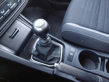 Toyota Auris II Hatchback 5d Facelifting 1.6 Valvematic 132KM 2015 Toyota Auris 1.6 VVT-i Premium II (2012-) 1.6 VVT-, zdjęcie 26