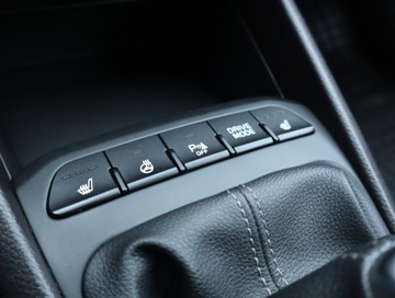 Kia Stonic Crossover 1.0 T-GDI 120KM 2020 Kia Stonic 1.0 T-GDI MHEV, Salon Polska, zdjęcie 15