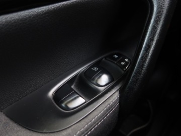 Nissan Qashqai II Crossover 1.2 DIG-T 115KM 2014 Nissan Qashqai 1.2 DIG-T, Salon Polska, zdjęcie 14