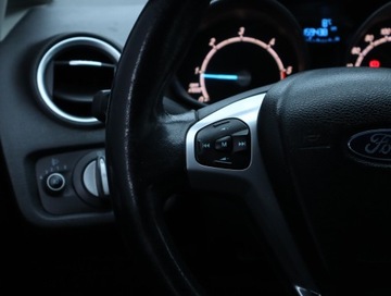 Ford Fiesta VII Hatchback 5d 1.6 Duratorq TDCi DPF 95KM 2013 Ford Fiesta 1.6 TDCi, Klima, zdjęcie 15