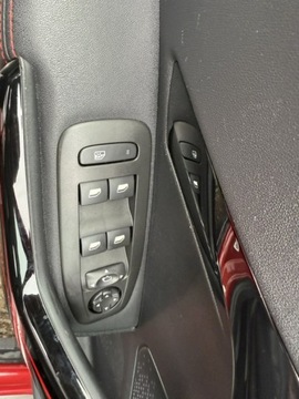 Peugeot 2008 I SUV Facelifting 1.2 PureTech 110KM 2018 Peugeot 2008 GT-Line * * 110KM *, zdjęcie 24