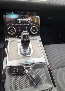 Land Rover Range Rover Evoque II SUV 2.0 Td4 150KM 2019 Land Rover Range Rover Evoque 2.0 Diesel 150KM, zdjęcie 17