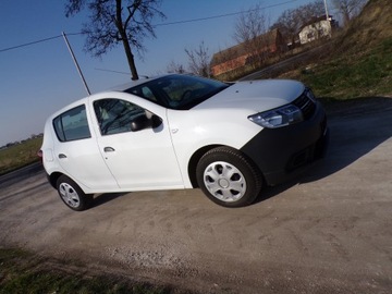 Dacia Sandero II Hatchback 5d Facelifting 1.0 SCe 73KM 2018 DACIA SANDERO 1.2 BENZ, zdjęcie 2