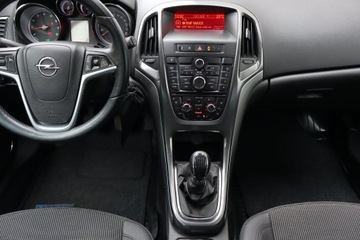 Opel Astra J Hatchback 5d 1.4 Turbo ECOTEC 140KM 2011 Opel Astra 1.4 T, Klima, Klimatronic, Tempomat, zdjęcie 11