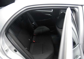 Toyota Corolla X Sedan Facelifting 1.4 D-4D 90KM 2013 Toyota Corolla Polski salon_1.4 D_90KM _ klimatyzacja _ podgrzewane fotele, zdjęcie 17