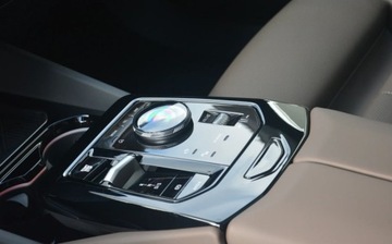 BMW Seria 5 G90-91 Touring 2.0 520d 197KM 2025 BMW Seria 5 BMW Bonkowscy Salon Polska Bogate wyposazenie 2.0 196KM, zdjęcie 10