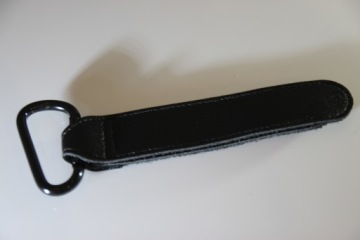 КРЮЧОК ДЛЯ СУМКИ С БЕЗОПАСНОЙ РУЧКОЙ на липучке