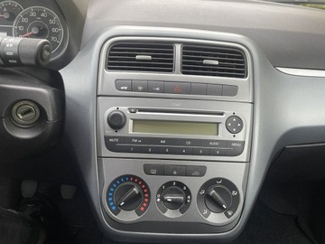 Fiat Punto Grande Punto Hatchback 5d 1.2 8v 65KM 2010 Fiat Grande Punto Opłacony Benzyna Klima, zdjęcie 10