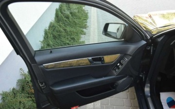 Mercedes Klasa C W204 Limuzyna 1.8 200 K 184KM 2010 Mercedes-Benz Klasa C 1.8B Lift Led Navi 145 TYS KM Sprowadzony Oplacony, zdjęcie 8