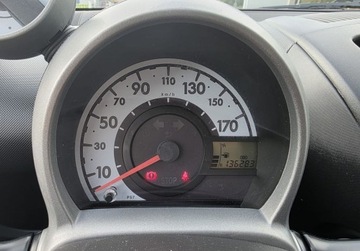 Peugeot 107 Hatchback 5d Facelifting 2012 1.0 VTI 68KM 2012 Peugeot 107 Peugeot 107 Benzyna 68KM, zdjęcie 11