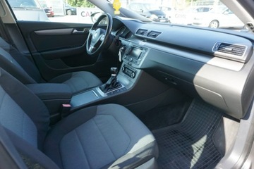 Volkswagen Passat B7 Limousine 2.0 TDI CR DPF BlueMotion 140KM 2011 Volkswagen Passat Sedan 2.0 TDi 140KM, zadbany,, zdjęcie 27