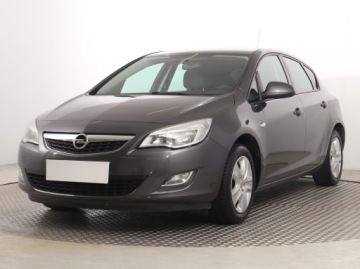 Opel Astra J Hatchback 5d 1.4 Twinport ECOTEC 100KM 2010 Opel Astra 1.4 16V, GAZ, Klima, Parktronic, zdjęcie 1