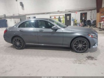 Mercedes Klasa C W206 2021 Mercedes-Benz Klasa C MERCEDES-BENZ C 300 4MATIC 2.0 Benzyna 255KM, zdjęcie 1
