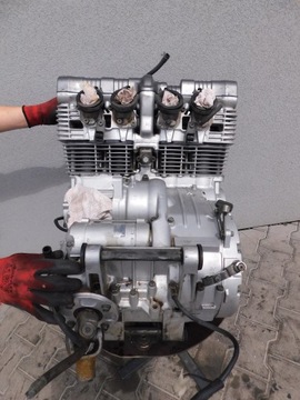 ДВИГАТЕЛЬ ЯМАХА XJ 900