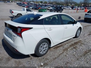 Toyota Prius IV 2022 Toyota Prius 2022 TOYOTA PRIUS LE 1.8 Hybryda 95KM, zdjęcie 4