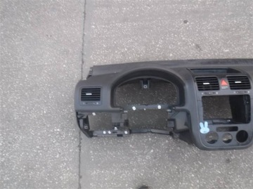 ПРИБОРНАЯ ПАНЕЛЬ VW GOLF V 1.6 MPI