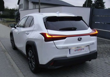 Lexus UX Crossover 250h 184KM 2020 Lexus UX AWD 4x4 2.0 Hybryda 184KM, zdjęcie 1