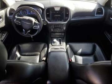 Chrysler 300C II 2021 Chrysler 300 Touring 2021 3.6 Benzyna 292KM, zdjęcie 8