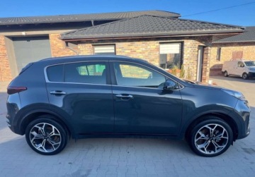 Kia Sportage IV SUV Facelifting 1.6 CRDI 136KM 2021 Kia Sportage Kamera Skory Klimatyzacja automatyczna 1.6 Diesel 136KM, zdjęcie 3