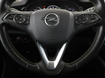 Opel Insignia I Sports Tourer Facelifting 2.0 CDTI Ecotec 170KM 2017 Opel Insignia 2.0D 4x4 Country Tourer Navi, zdjęcie 20