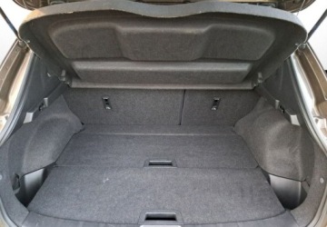 Nissan Qashqai II Crossover 1.2 DIG-T 115KM 2014 Nissan Qashqai Nissan Qashqai Zadbany Po Duzym Serwisie Tekna Benzyna, zdjęcie 10