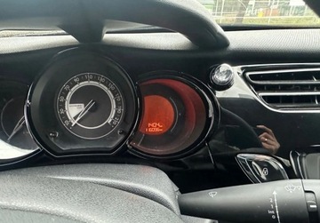 Citroen C3 II 2015 Citroen C3 1.4HDI 68KM 2015r. auto zarejestrowane i ubezpieczone w Polsce, zdjęcie 11