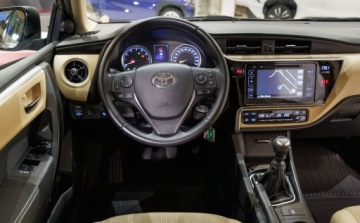 Toyota Corolla XI Sedan 1.6 Valvematic 132KM 2016 Toyota Corolla 1.6 132 KM Premium Style Tech EU6 1.6 Benzyna 132KM, zdjęcie 21