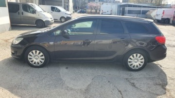 Opel Astra J Sports Tourer Facelifting 1.7 CDTI ECOTEC 110KM 2013 OPEL ASTRA J 1.7 CDTI 110 KM, super stan, bardzo zadbana, zdjęcie 11