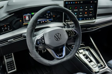 Volkswagen Golf VIII R Facelifting 2.0 TSI 333KM 2026 Volkswagen Golf R 2.0 TSI 4Motion 333 KM DSG -, zdjęcie 8