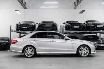 Mercedes Klasa E W211 Sedan W211 5.5 V8 (500) 388KM 2009 Mercedes E 500 5.5 V8. 388KM. Stan Fabryczny., zdjęcie 5