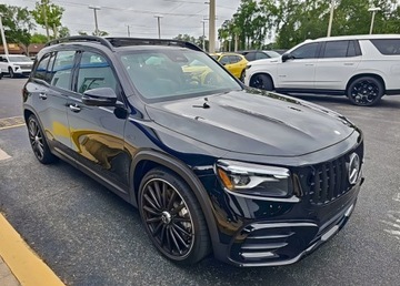 Mercedes GLB SUV AMG 35 2.0 306KM 2024 Mercedes-Benz AMG GLB 35 4MATIC, zdjęcie 3