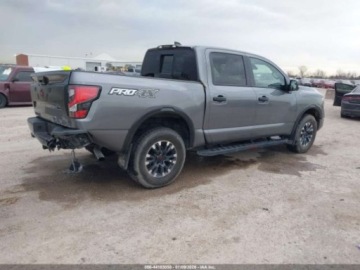 Nissan Titan 2024 Nissan Titan Pro-4x 2024 5.6 Benzyna 400KM, zdjęcie 5