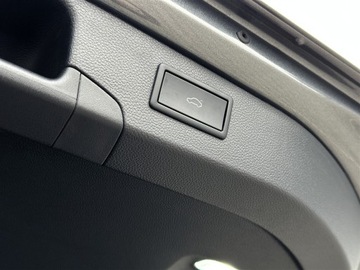 Skoda Superb III Kombi Facelifting 1.5 TSI 150KM 2024 Skoda Superb 1.5TSI 150KM Selection DSG l LED Matr, zdjęcie 33