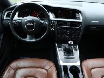 Audi A5 8T Coupe 1.8 TFSI 170KM 2008 Audi A5 1.8 TFSI, Xenon, Klima, Klimatronic, zdjęcie 6
