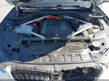 BMW X5 G05 2023 BMW X5 Phev XDrive45E 2023 3.0 Hybryda Plug-in 282KM, zdjęcie 8