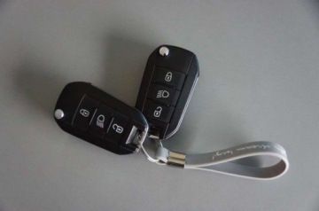 Peugeot 3008 I Crossover 2.0 HDi FAP 150KM 2016 Peugeot 3008 2.0 Diesel 150 KM, Klimatronic, Tempomat, Hak, GWARANCJA 2.0, zdjęcie 28