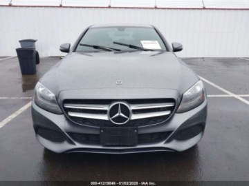 Mercedes Klasa C W205 2018 Mercedes-Benz Klasa C 300 2018 2.0l 2.0 Benzyna 241KM, zdjęcie 7