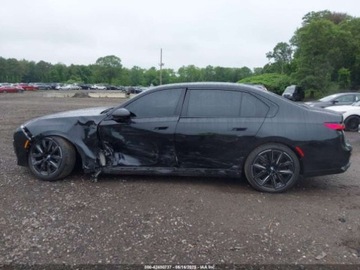 BMW Seria 7 G70 2024 BMW Seria 7 760i xDrive 2024 4.4l 4.4 Benzyna 536KM, zdjęcie 2