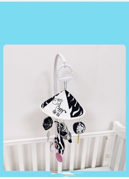 Карусель для кроватки и подвеска для коляски.