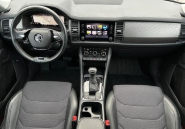 Skoda Kodiaq I SUV Facelifting 1.5 TSI 150KM 2023 Skoda Kodiaq Style, ACC, Podgrzewane fotele, Kamera cofania, Virtual Cockp, zdjęcie 3