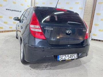 Hyundai i30 I Hatchback 1.4 109KM 2010 Hyundai i30 Lift Klima-auto Serwis Sprawdz PL 1.4 Benzyna 109KM, zdjęcie 7