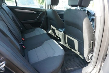 Volkswagen Passat B7 Limousine 2.0 TDI CR DPF BlueMotion 140KM 2011 Volkswagen Passat Sedan 2.0 TDi 140KM, zadbany,, zdjęcie 21