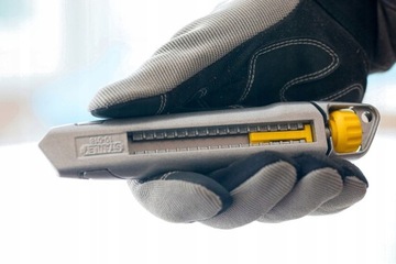 Нож STANLEY Металлический, сломанное лезвие 18мм 4-10-018