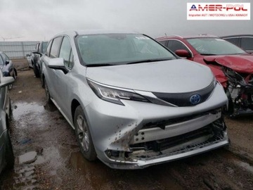 Toyota Sienna 2023, 2.5L, LE, od ubezpieczalni