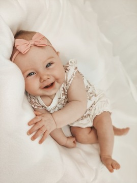 Nieolar weed weed с луком, светлый грязный розовый